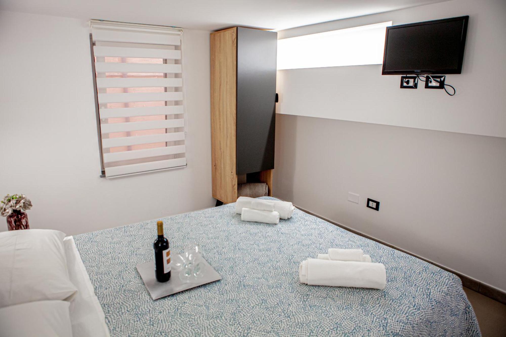 Ruggero Settimo - Holiday Houses Катания Екстериор снимка
