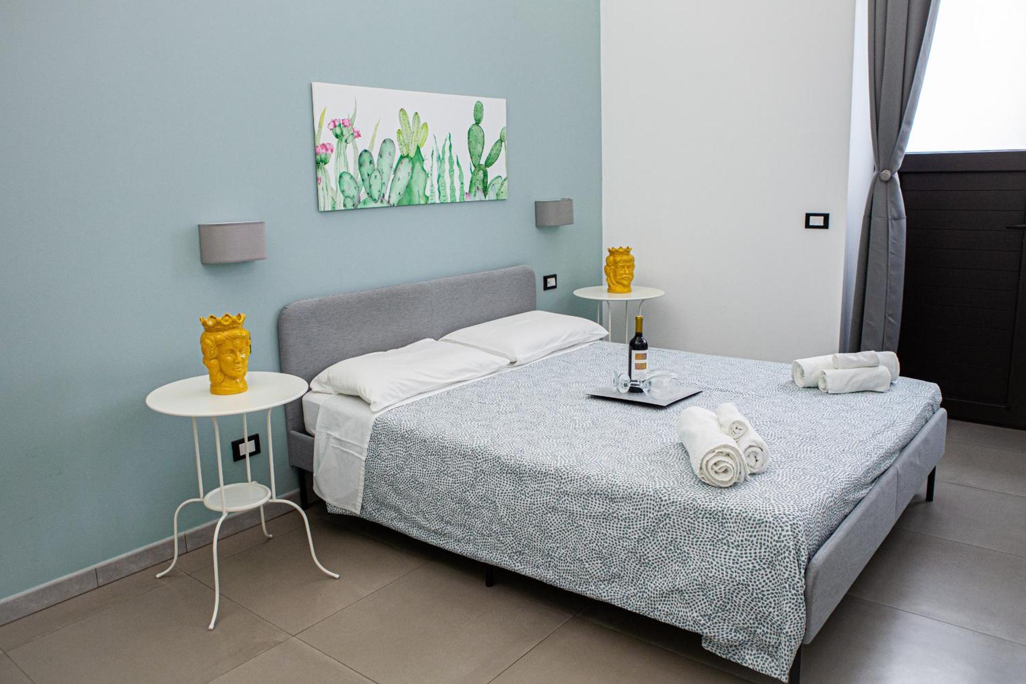 Ruggero Settimo - Holiday Houses Катания Екстериор снимка